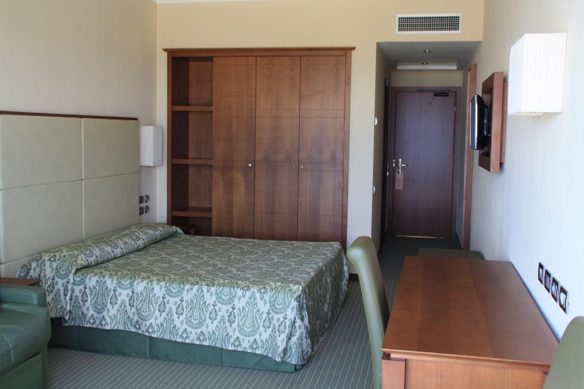 Hotel Villaggio Club Altalia Brancaleone Kültér fotó