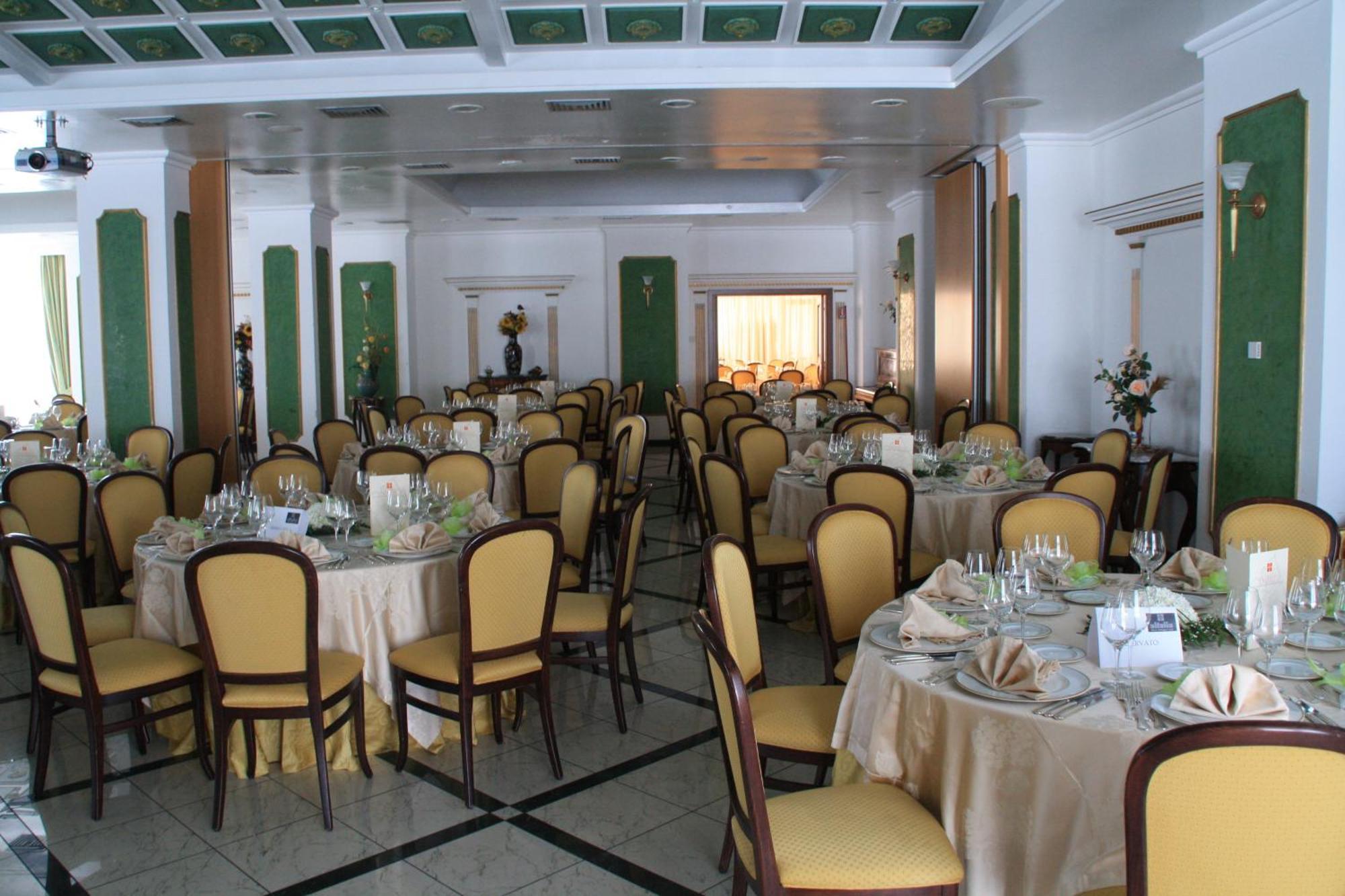 Hotel Villaggio Club Altalia Brancaleone Kültér fotó