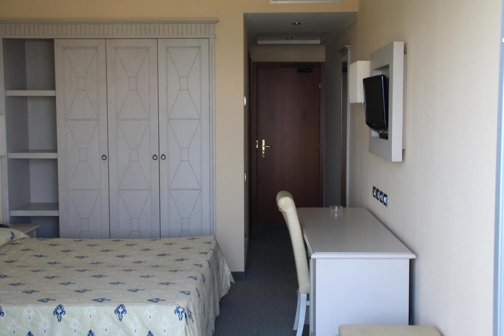 Hotel Villaggio Club Altalia Brancaleone Kültér fotó