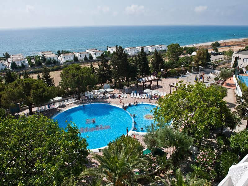 Hotel Villaggio Club Altalia Brancaleone Kültér fotó