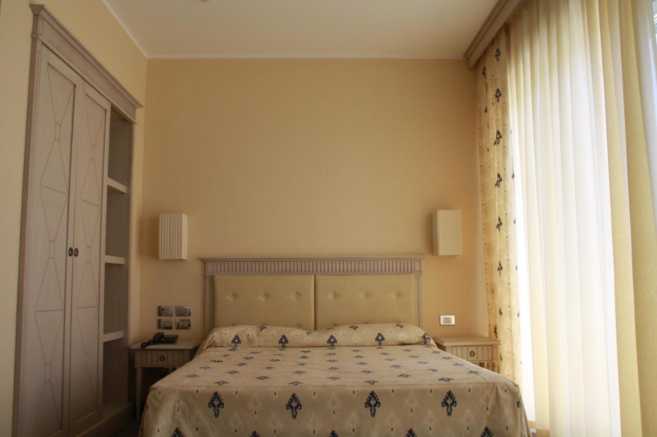 Hotel Villaggio Club Altalia Brancaleone Szoba fotó